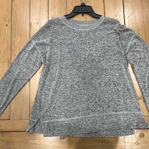 Gray Women's Knit Top Size Medium